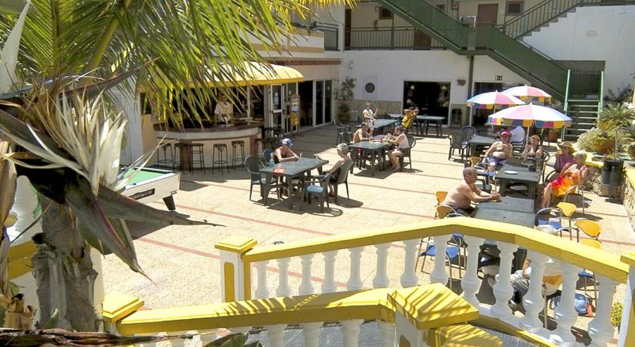 カレタ・デ・フステ Caleta Gardenアパートホテル エクステリア 写真